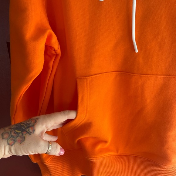 NWT Oversized Solana Hills DYOR (Do your own research) orange hoodie 100% cotton - Picture 3 of 12